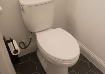 Residential toilet installation and repair services in Aledo TX